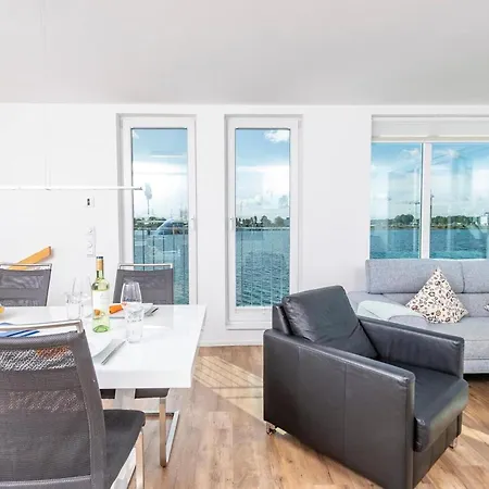 Hotel na wodzie Waterfront Olpenitz